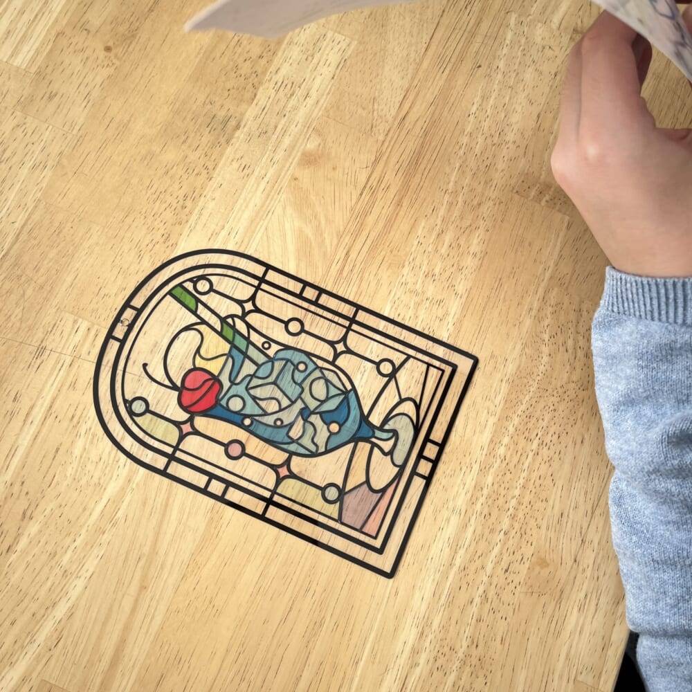 セリア　シールぬりえ　ステンドグラス