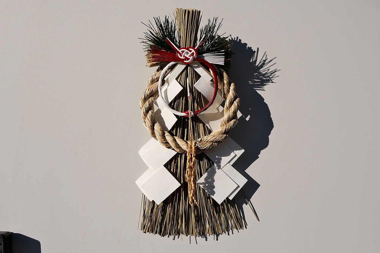 お正月飾り　玉飾り・あわじ結び使用シーン　無印良品