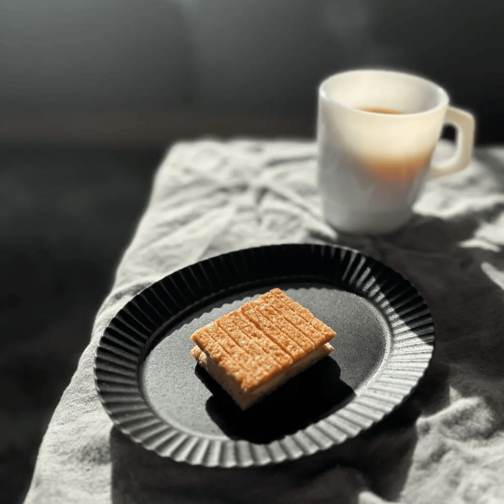 グレープストーン「シュガーバターサンドの木 発酵焦がしバター」中身