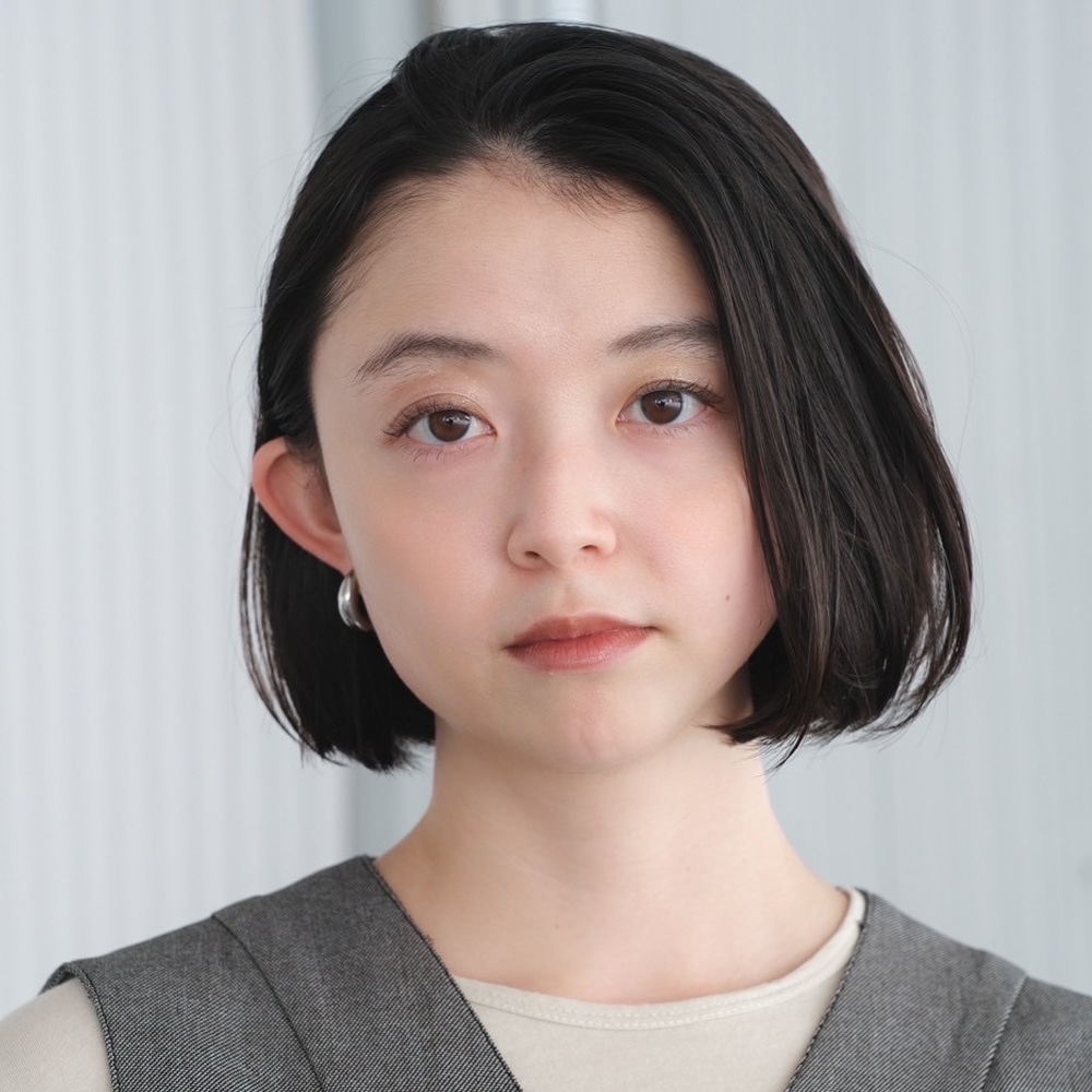 ストレートアイロンで仕上げるシンプル＆ナチュラルボブ　アザーカット02