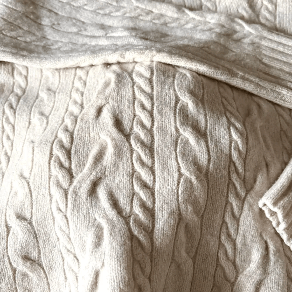 パナソニック「毛玉クリーナー」使用後のセーター