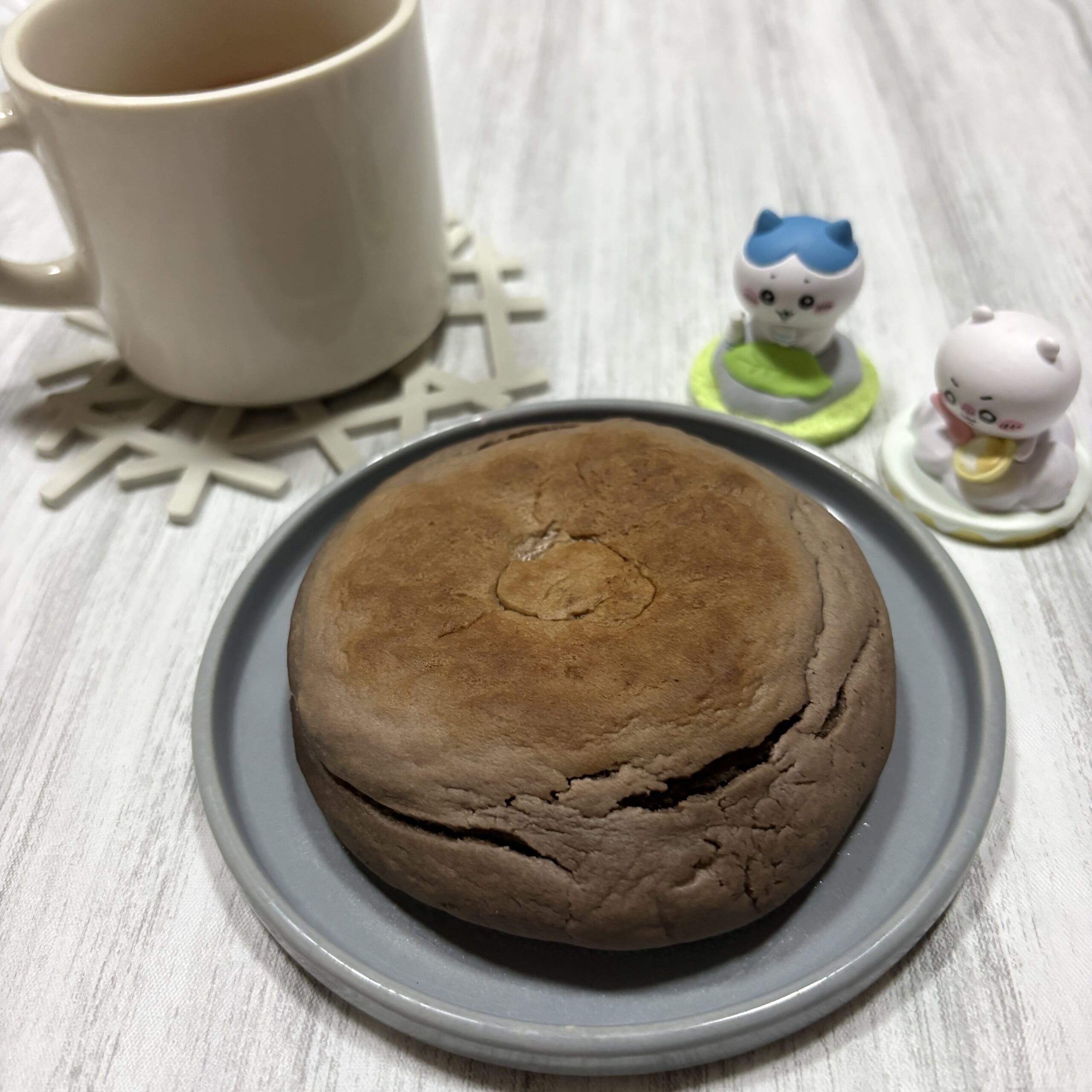 ちいかわ　セブンイレブン　ホットク　チョコレート