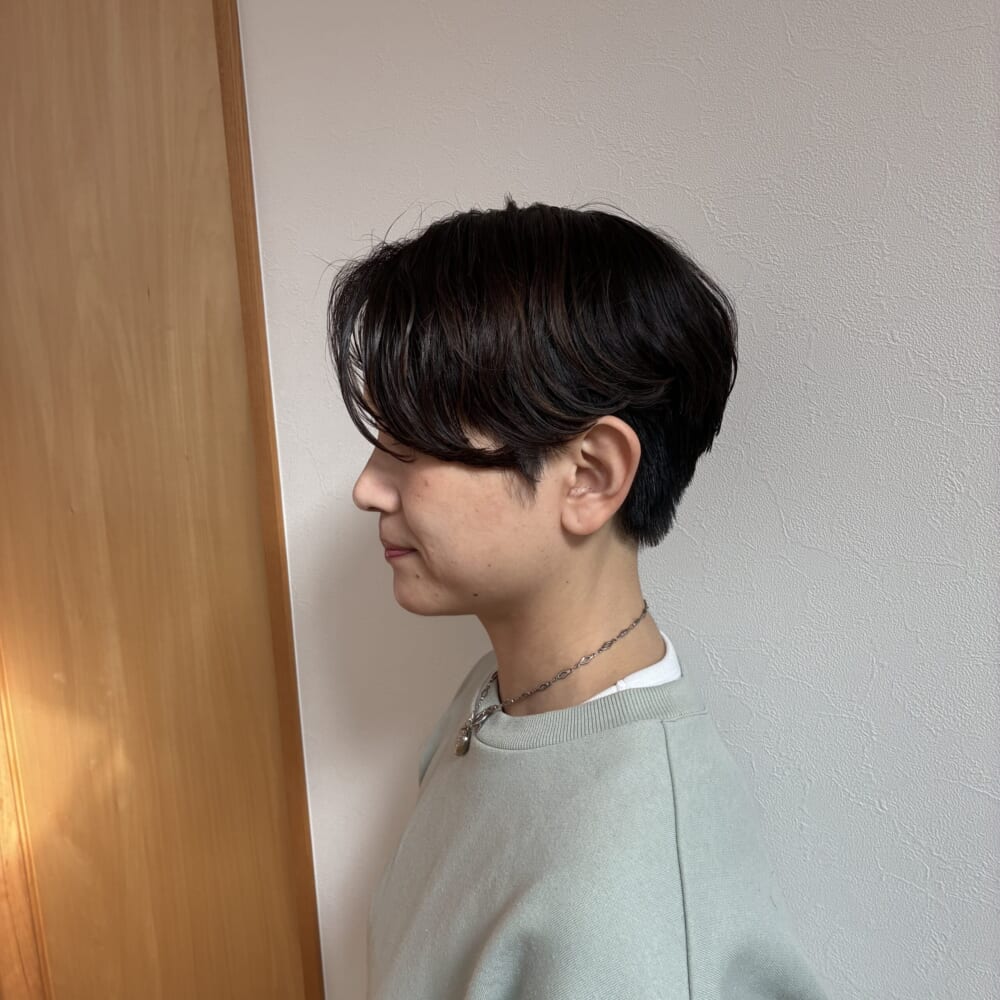 ハンサムショート 刈り上げ ショート