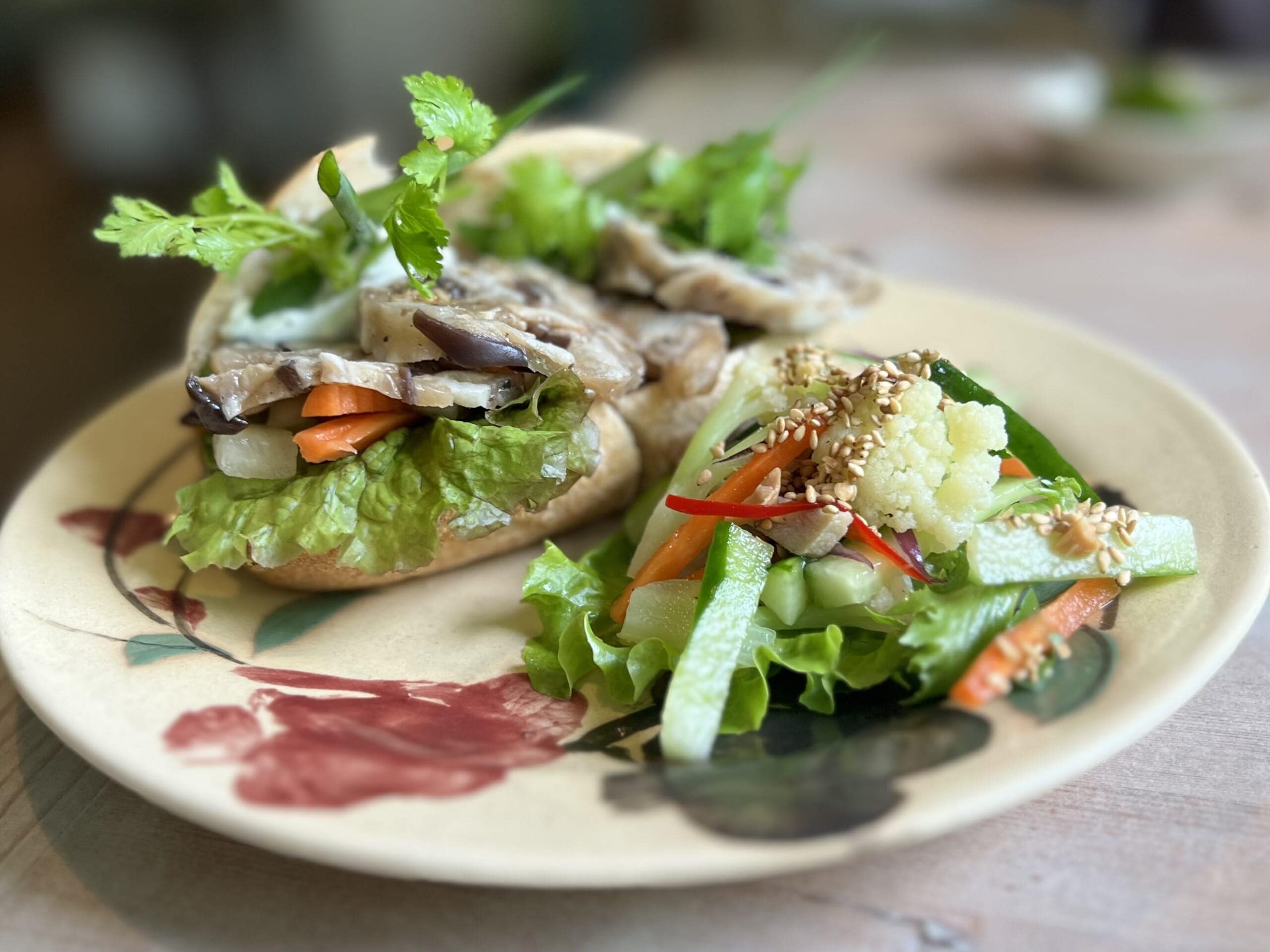 【沖縄】ちいさなベトナム料理カフェ「mocuaso」洗練されたバインミーとスープブンランチ TBicoco