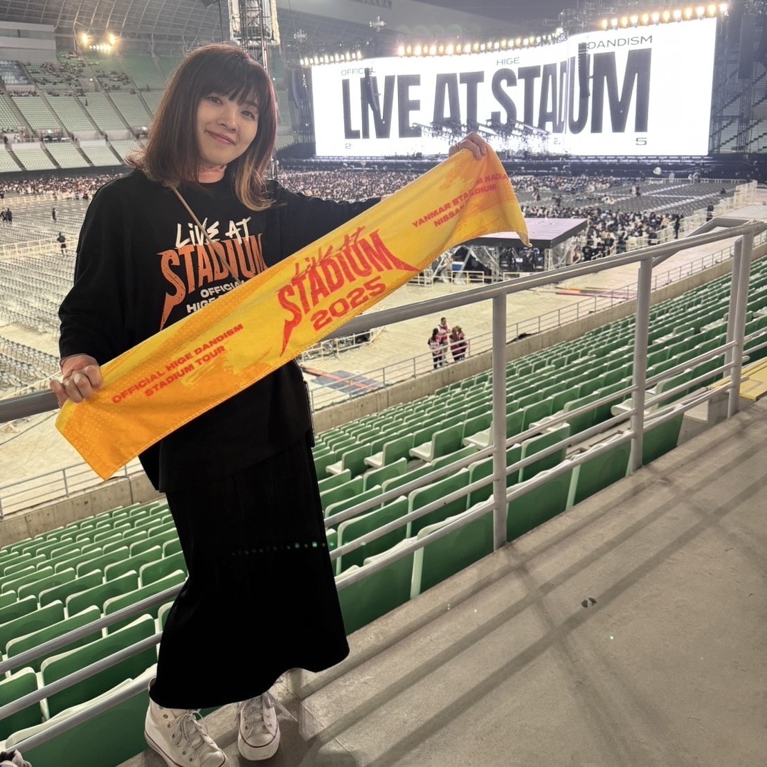 ライブ
ヒゲダン