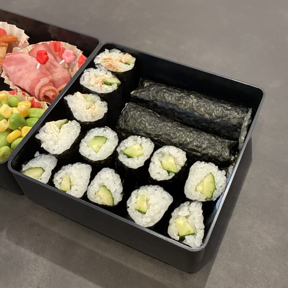 ダイソー　重箱　おせち