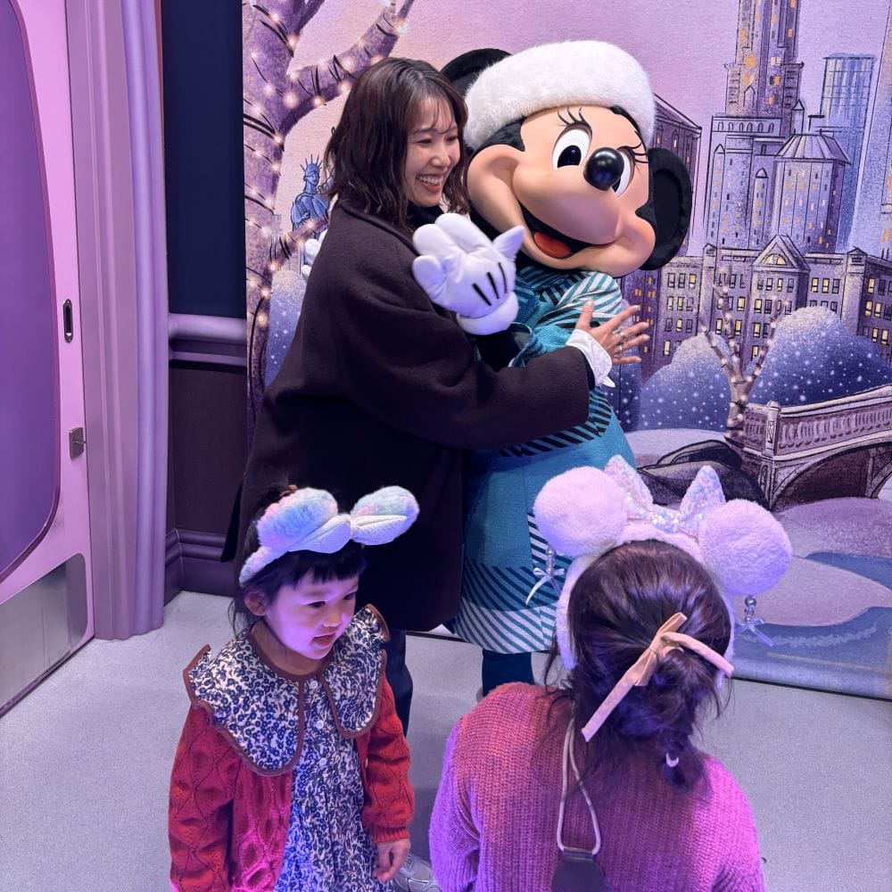 ディズニー　ミニー　グリーティング