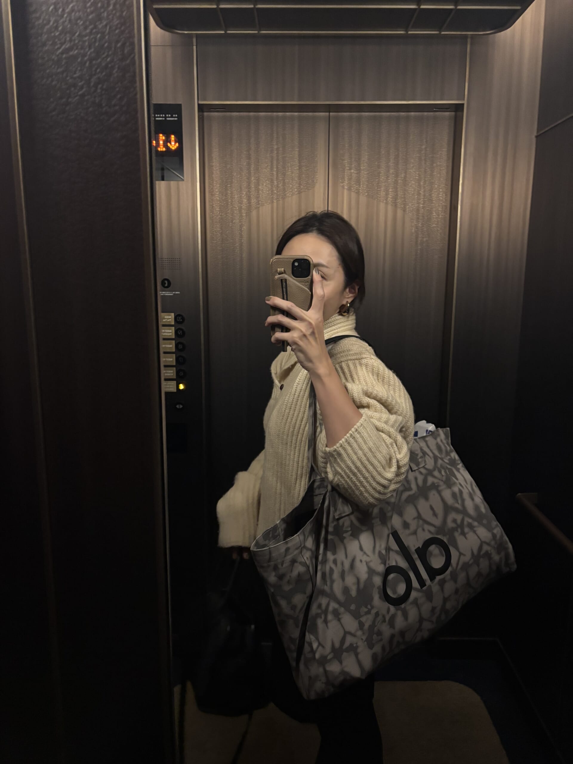 aloのトートバッグ