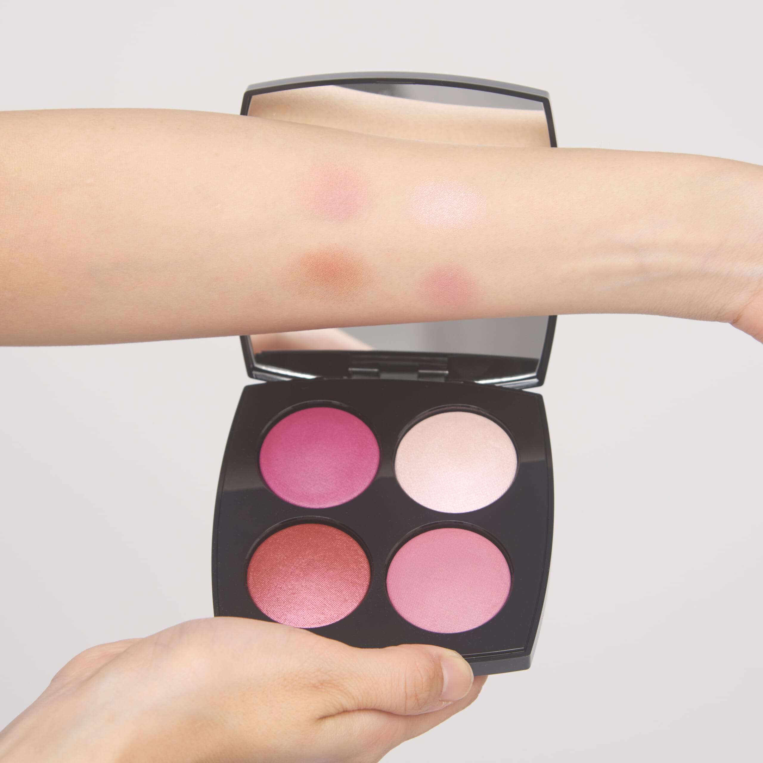 ルージュ ヌワール コンフィダンスをお試し！