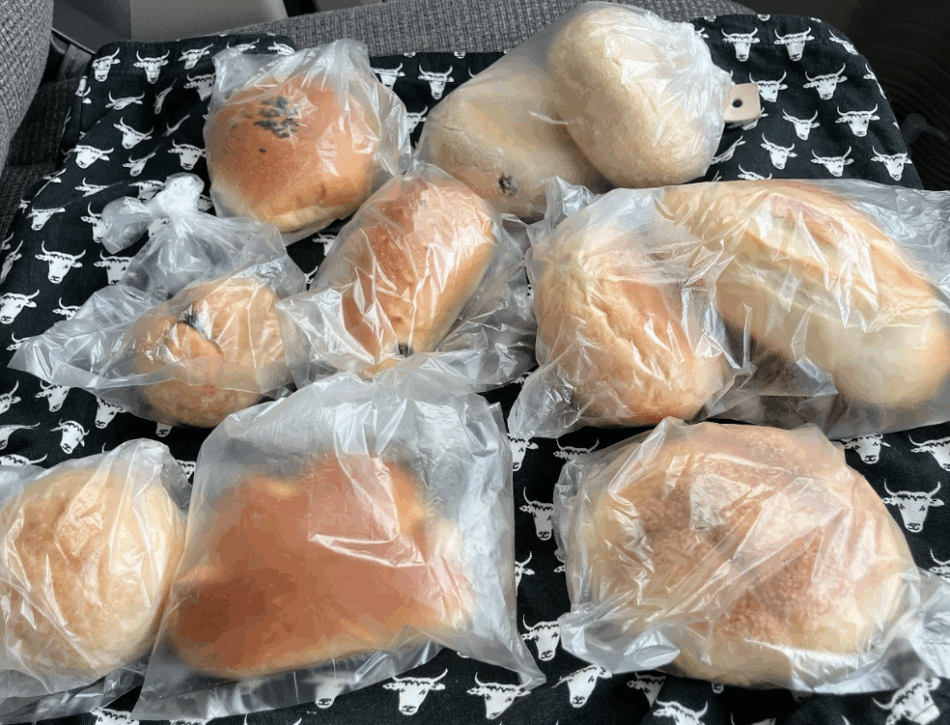 かし是　パン　岐阜６