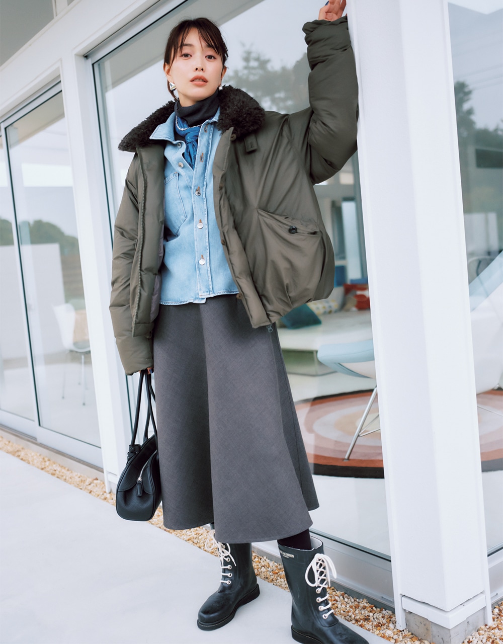 TONYWACK（トニーワック）のダウンコーデ 蛯原友里さん