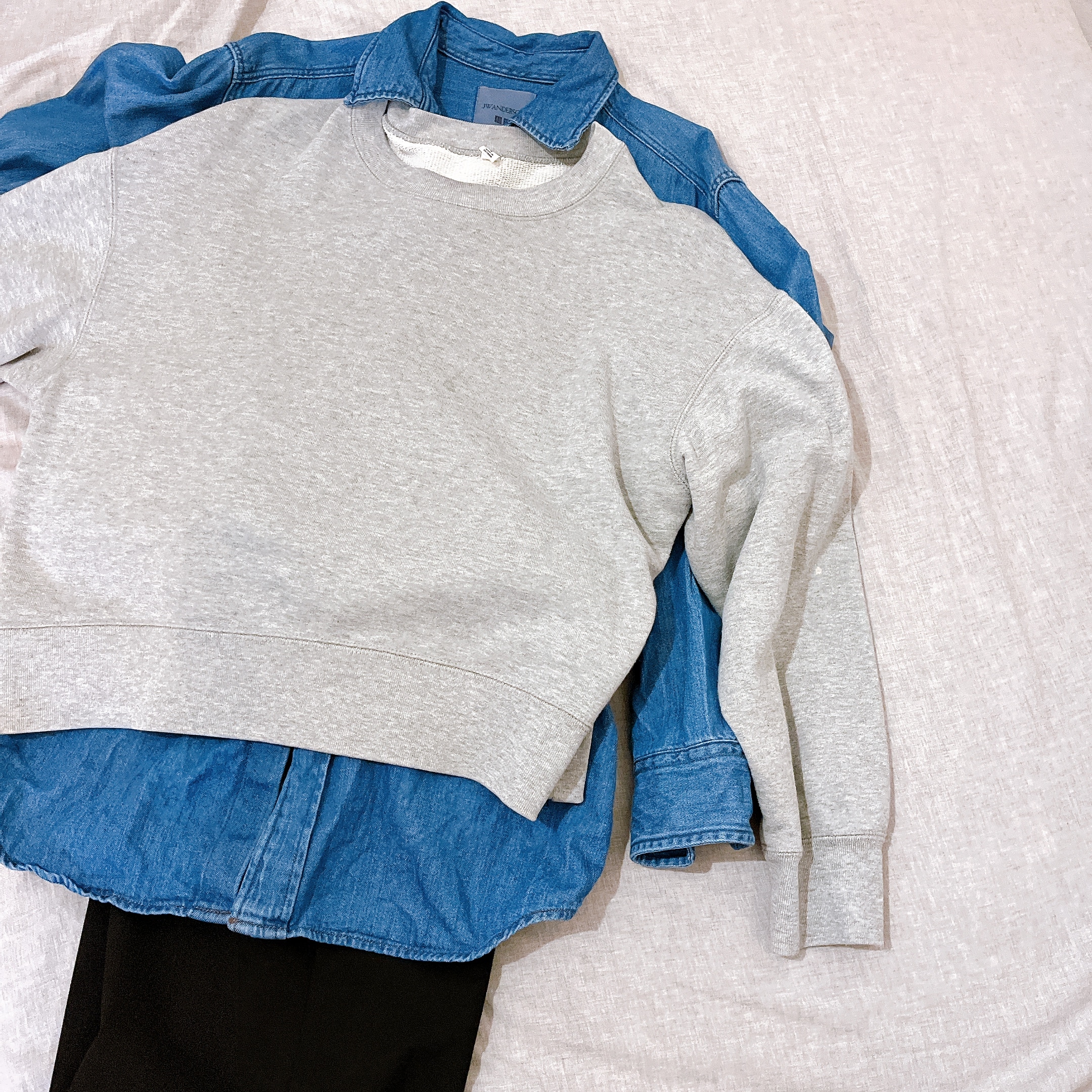 ユニクロ JW ANDERSON デニムシャツ