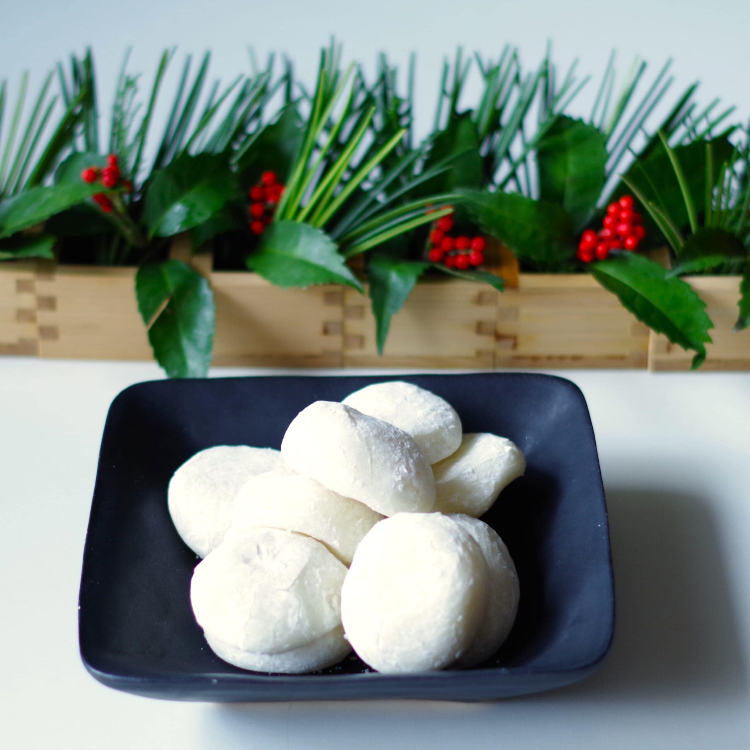 餅、葉牡丹、松、南天