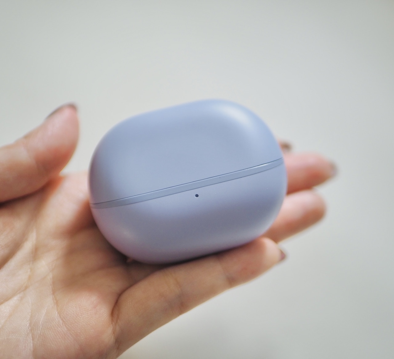 SOUNDPEATS(サウンドピーツ)UUイヤーカフ 充電ケースの大きさ