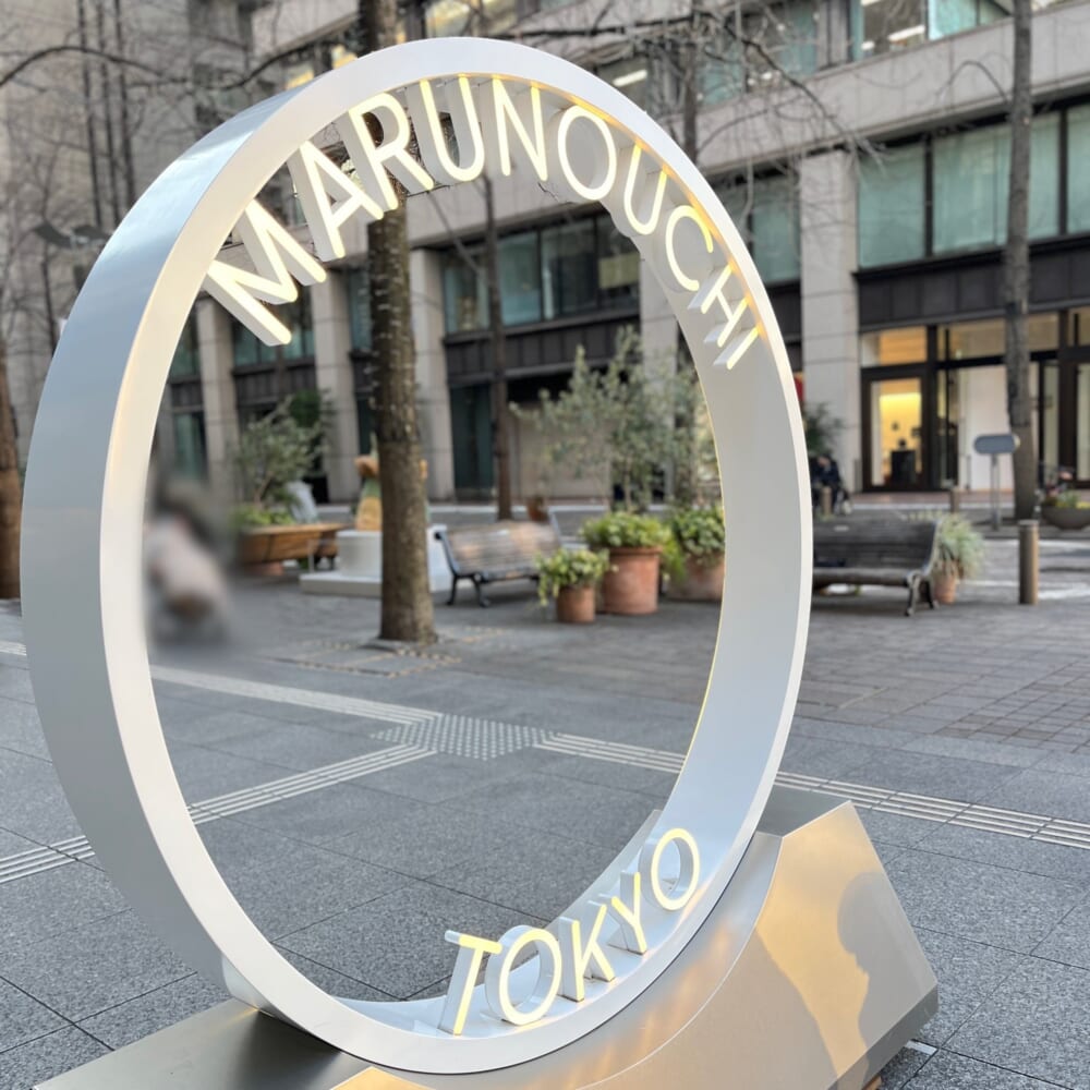 丸の内　フォトスポット　仲通