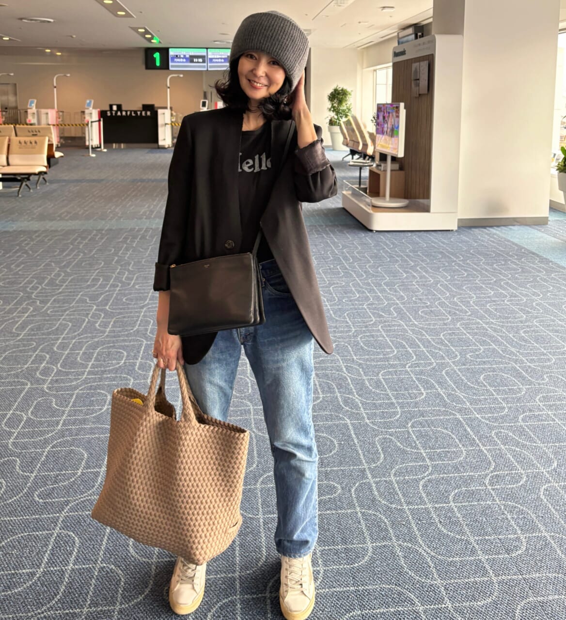 MM6　マディソンブルー　カシミアニット帽