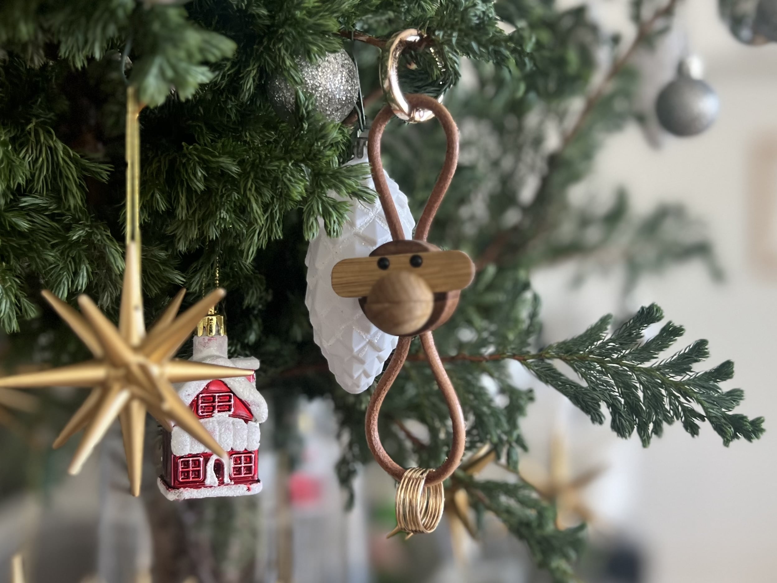 【Kay Bokesen/カイ・ボイスン】モンキーフィギアキーホルダーは大人が持ちたい北欧雑貨 TBicoco