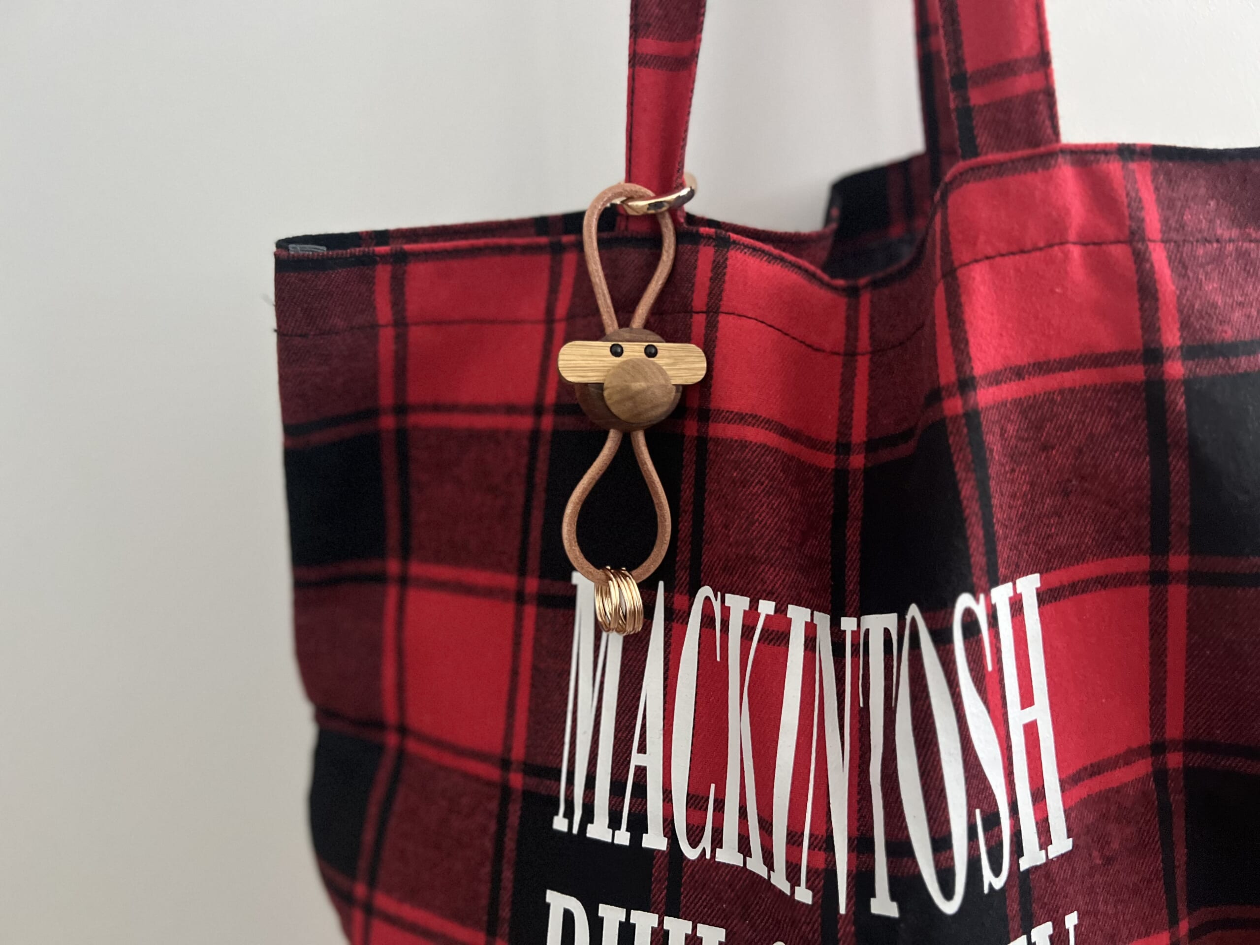 【Kay Bokesen/カイ・ボイスン】モンキーフィギアキーホルダーは大人が持ちたい北欧雑貨 TBicoco