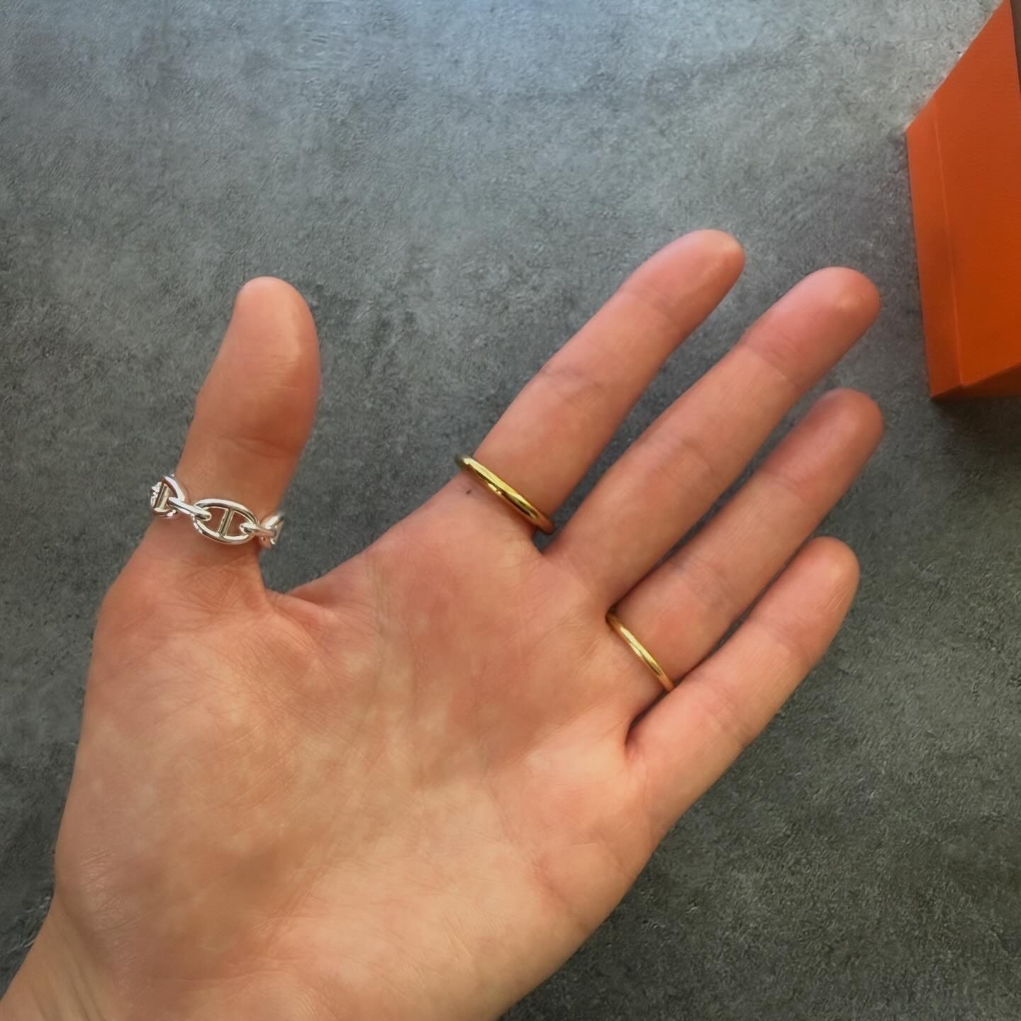 エルメス シェーヌ・ダンクル・アンシェネ