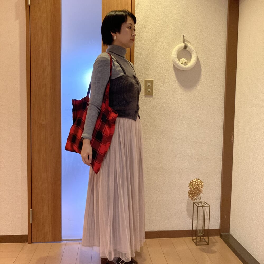 LUCA｜リバーシブルチュールプリーツスカート　ニットキャミ　チェック柄トート