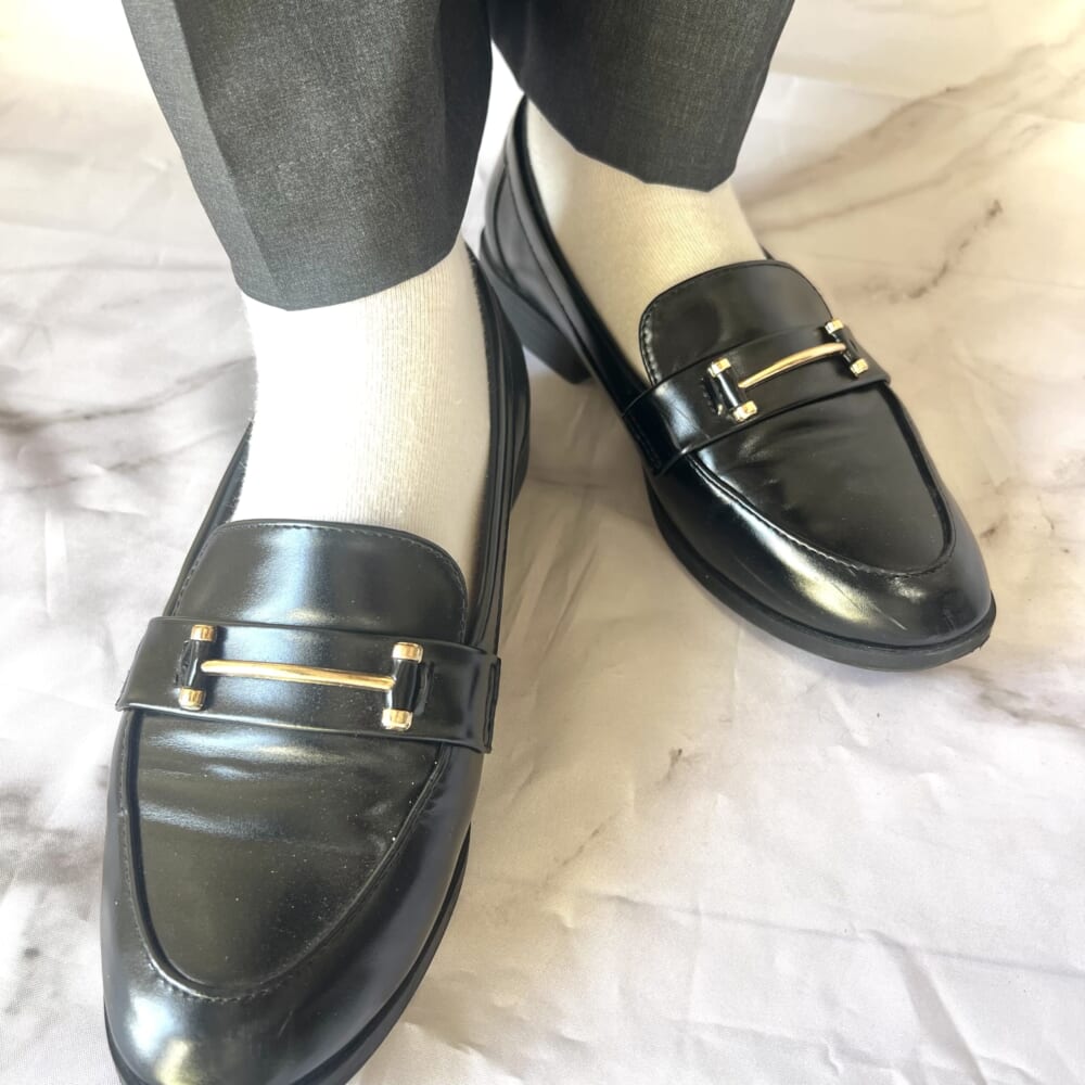 靴下　ソックス　ローファー　スニーカー　足元コーデ