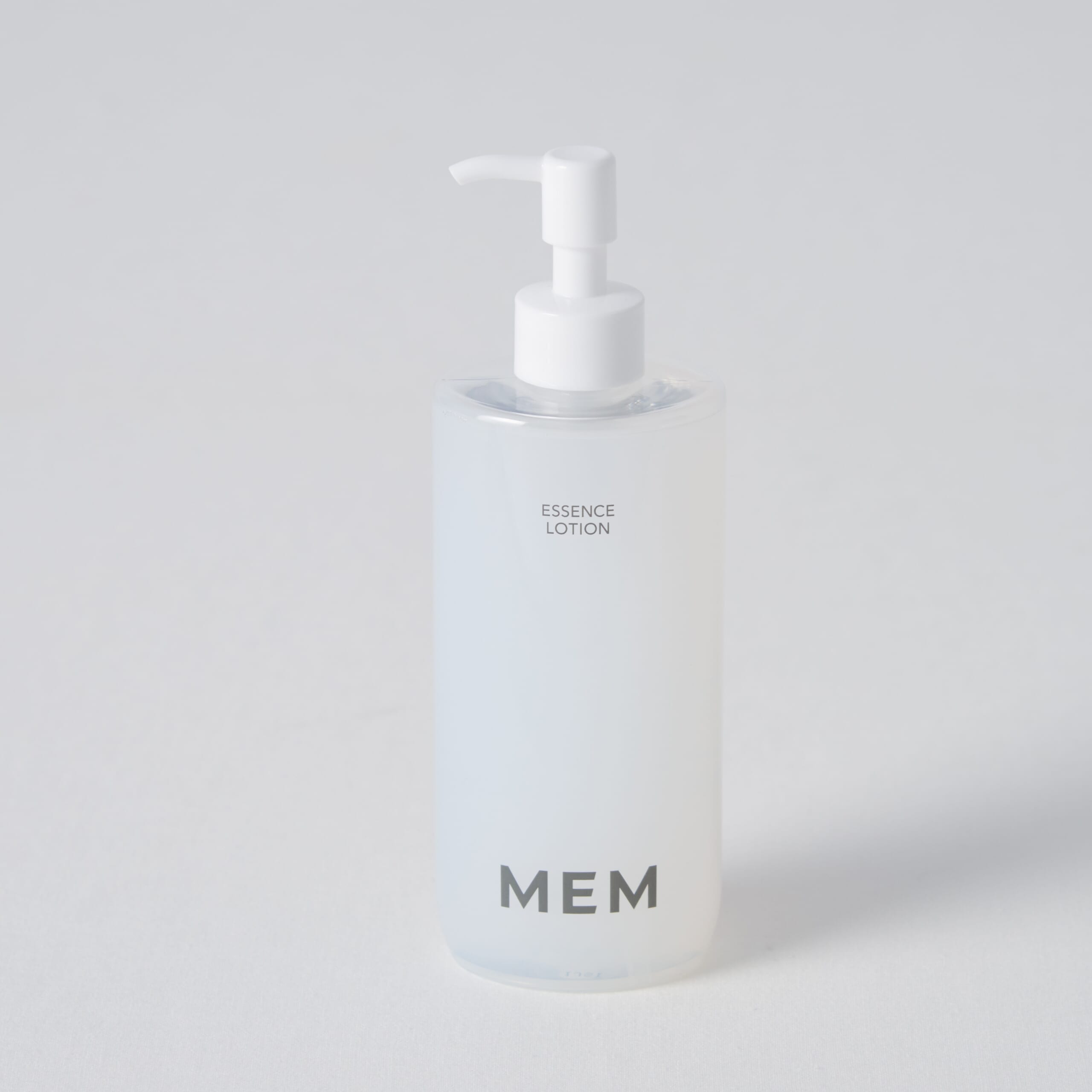 300mL ¥11000（税込価格） ※数量限定発売 　