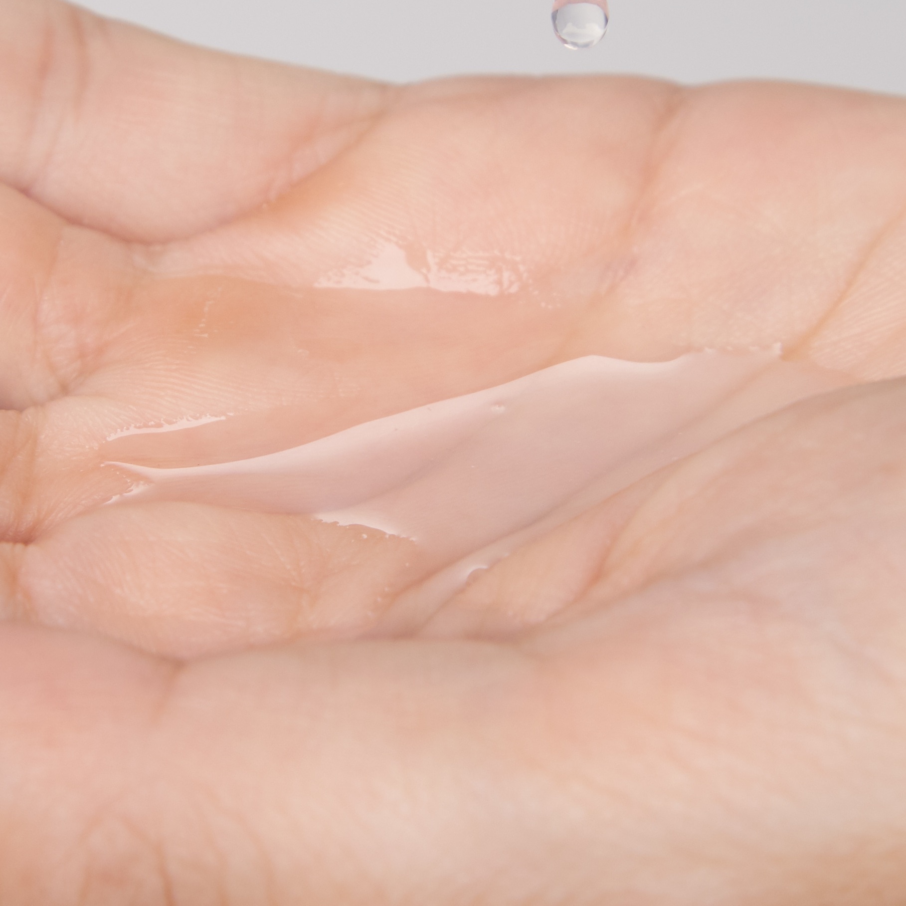 エッセンス ローションをお試し！