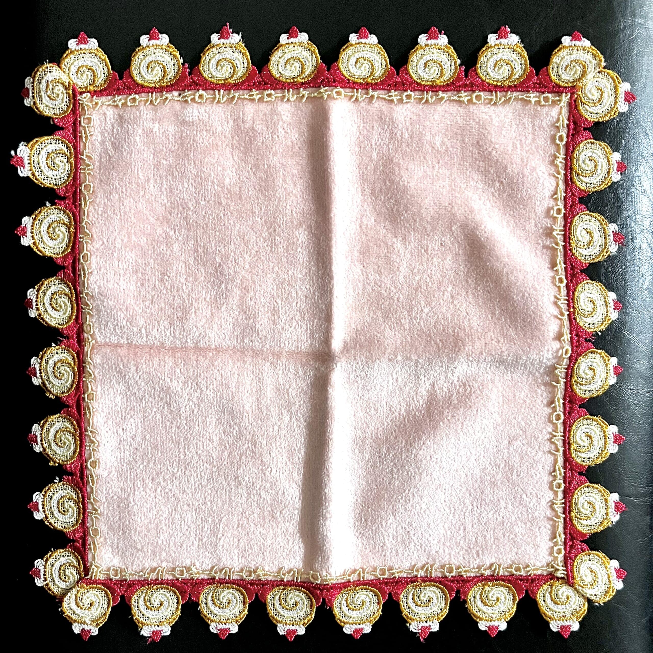 タオルハンカチ　レース