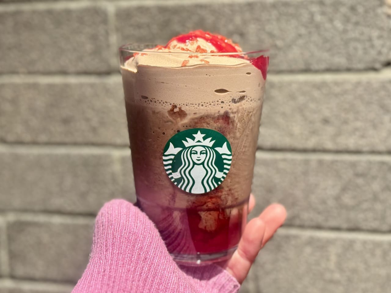スタバ「カカオ & ストロベリー ムース フラペチーノ®」