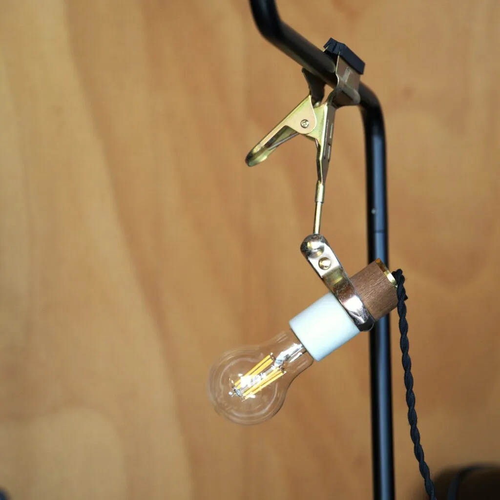 ニューライトポタリー「Digdug（white)」