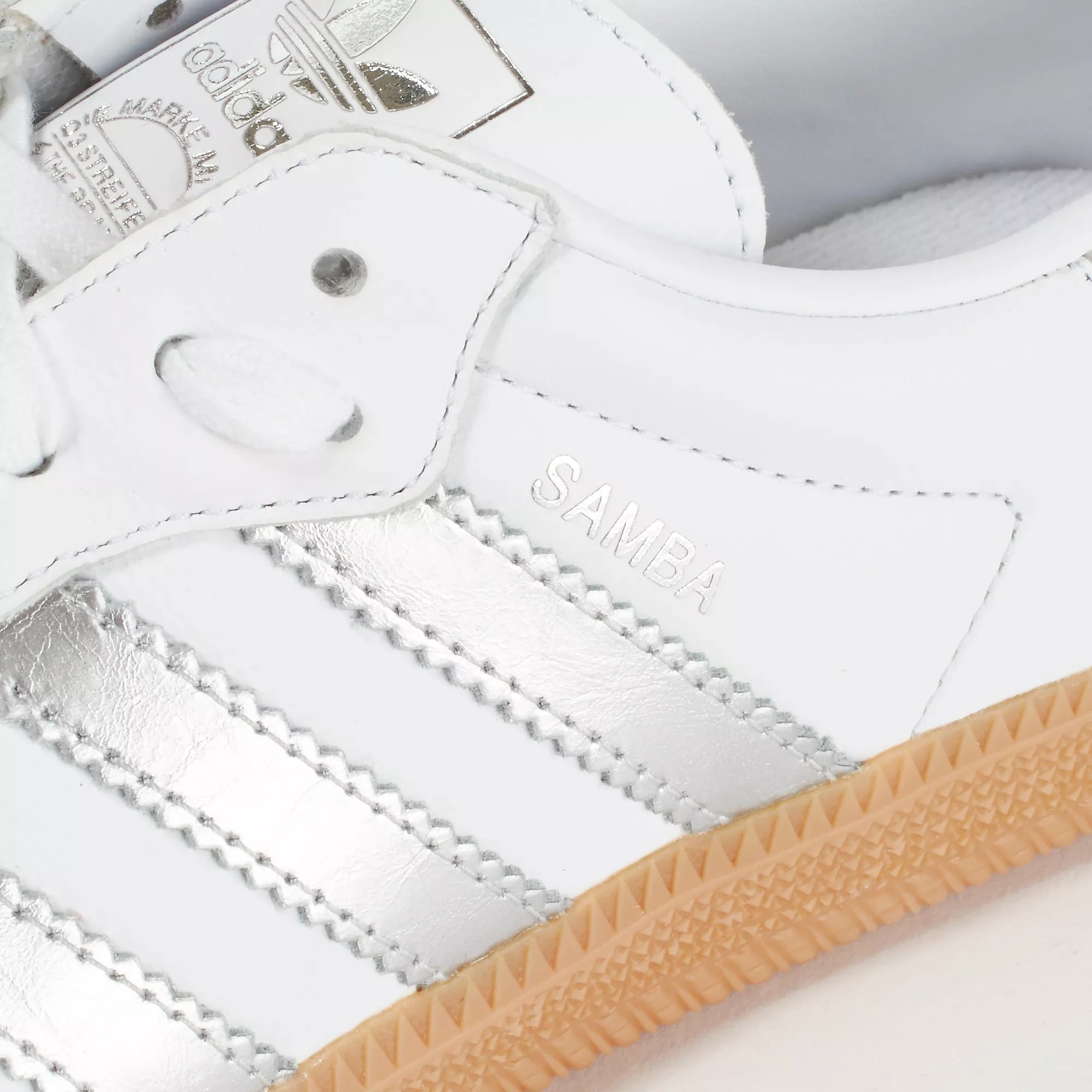 adidas Originals
SAMBA OG W
￥15,950