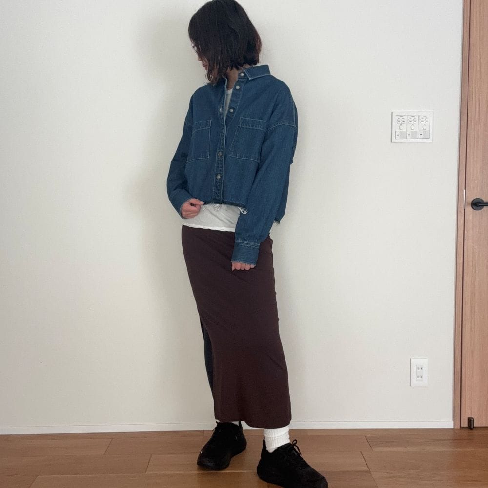 HOKA　スニーカー　コーデ