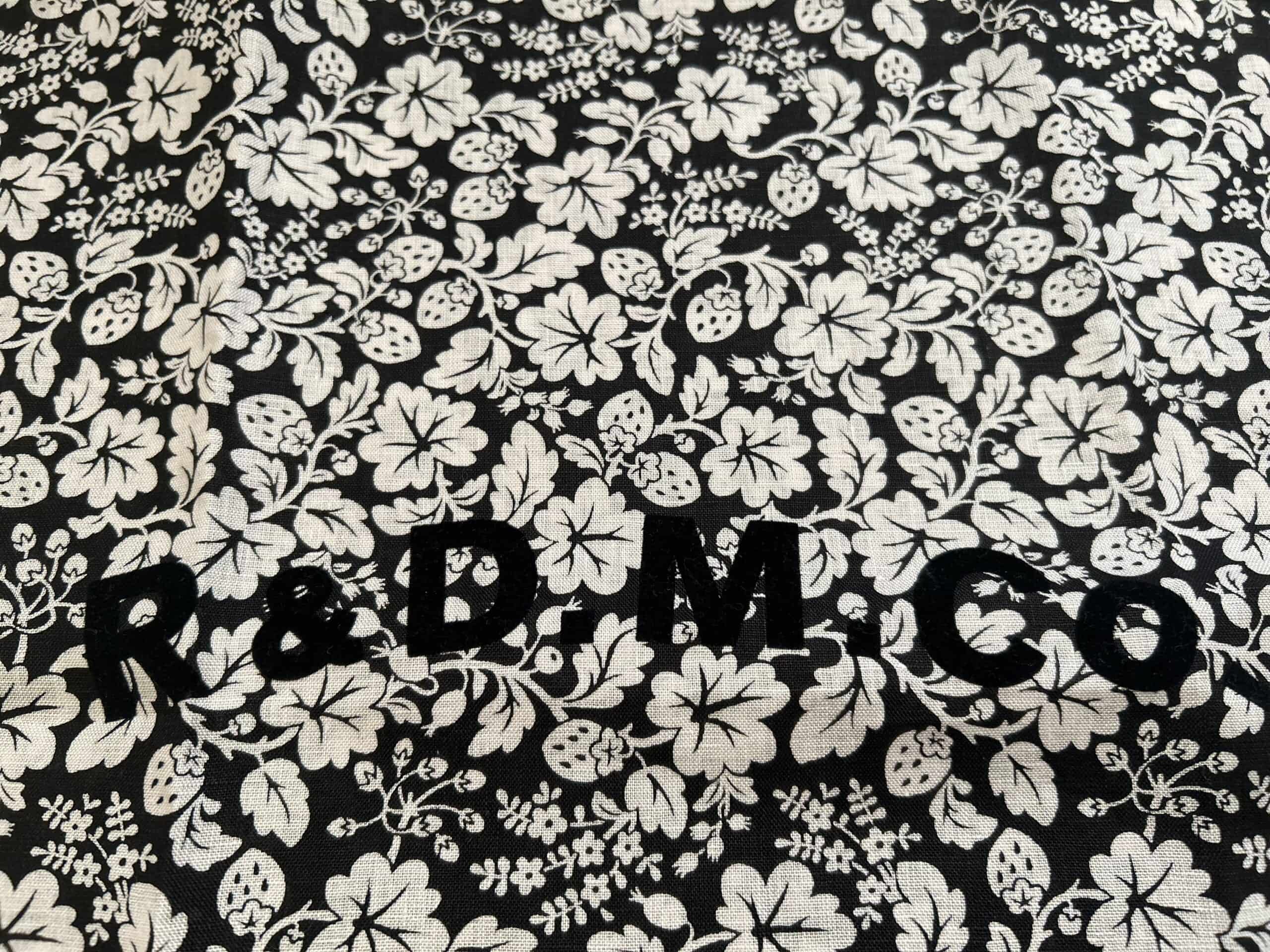 50代女性も60代女性も似合う、オールドマンズテーラーのワイルドベリー柄の紹介。