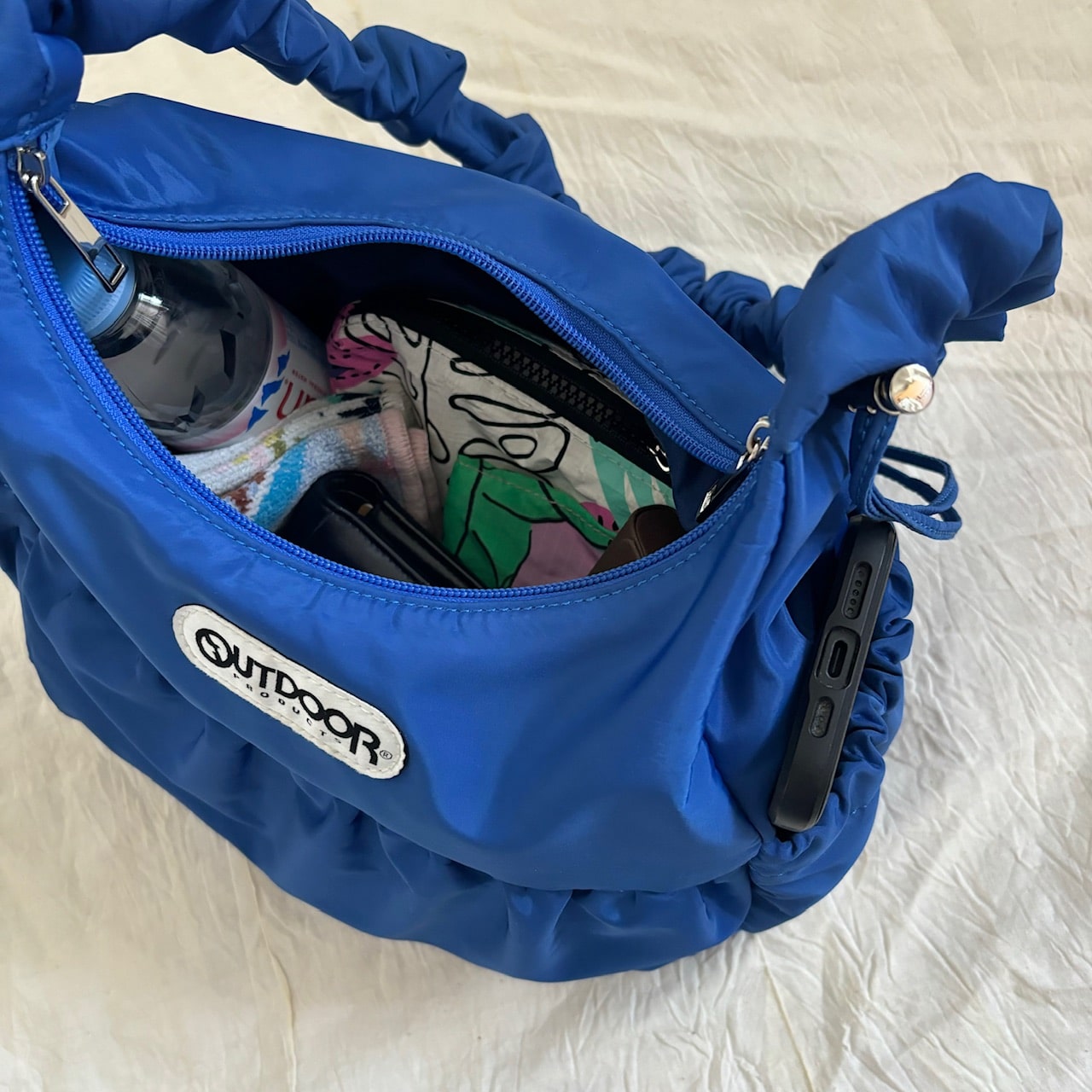 LEE別注OUTDOOR PRODUCTS×100人隊おでかけ部 可愛げ2Wayギャザーショルダー　バッグの中身　