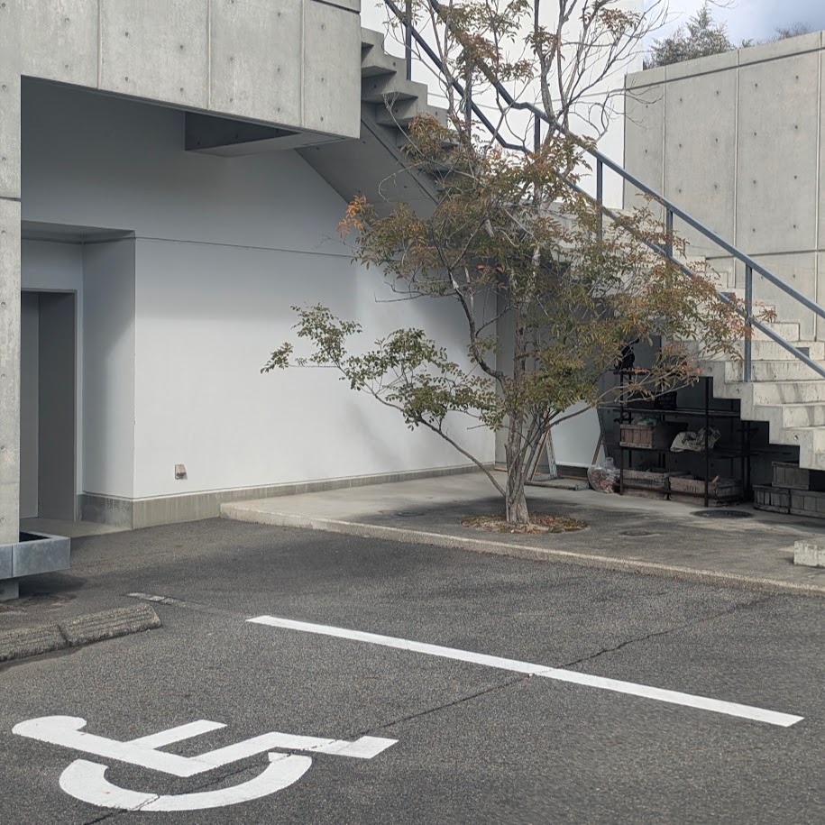 駐車場　愛知瀬戸　ソボカイデポ