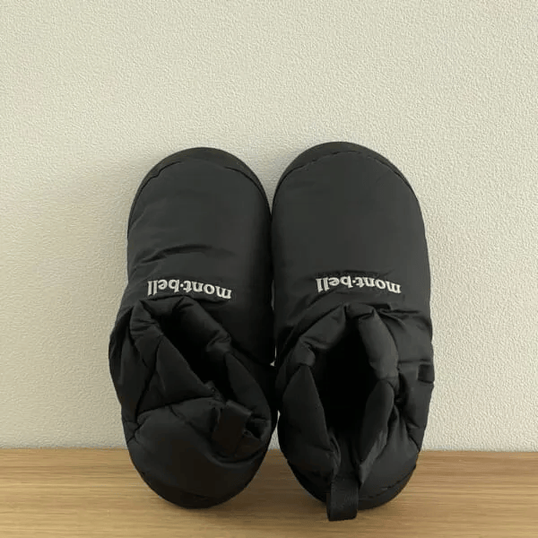 モンベル「ダウン キャンプシューズ」