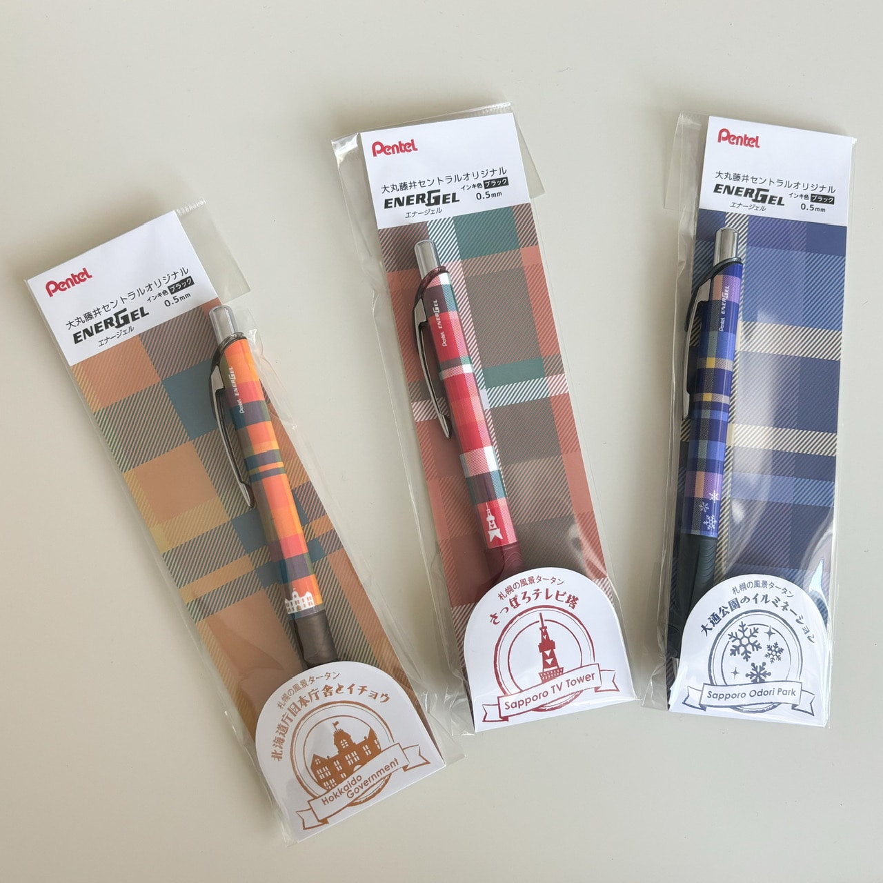 大丸藤井セントラルオリジナル札幌の風景タータンチェックエナージェルボールペン