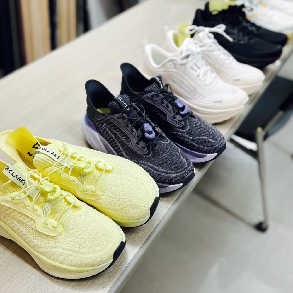 クラークスペース　クラークスウォーキングシューズ