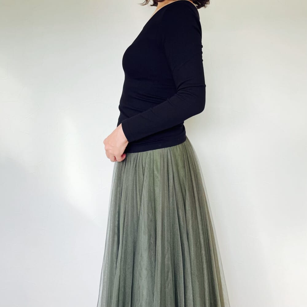 UNIQLO　極暖ヒートテックリブUネックブラTシャツ
着用