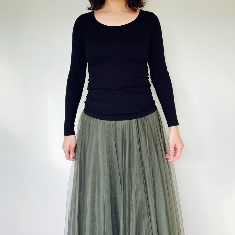 UNIQLO　極暖ヒートテックリブUネックブラTシャツ
着用