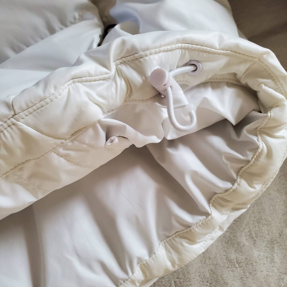 ADIDAS Z.N.E.パファー クライマウォーム ダウンジャケット裾のドローコード