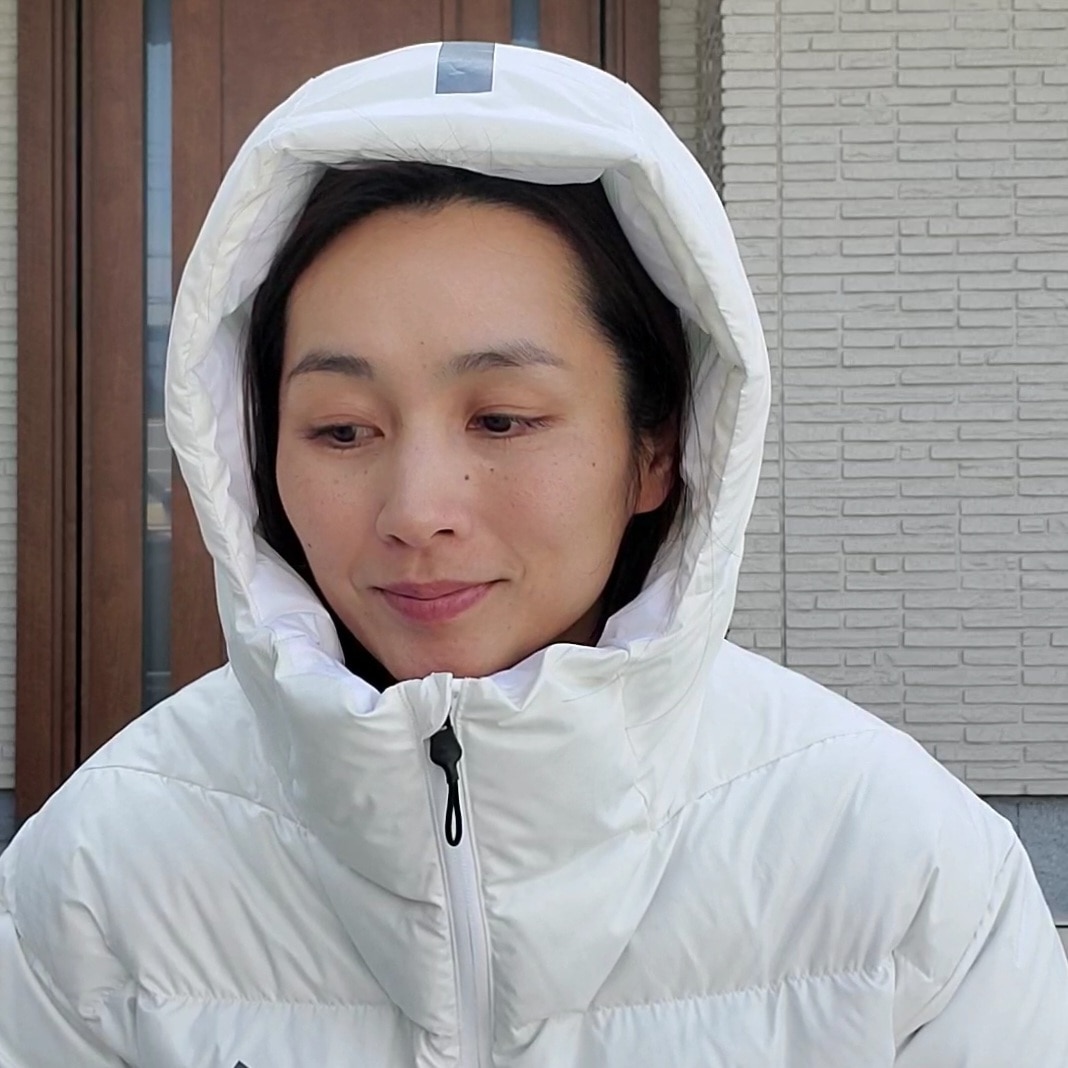 アディダス　ダウンジャケット