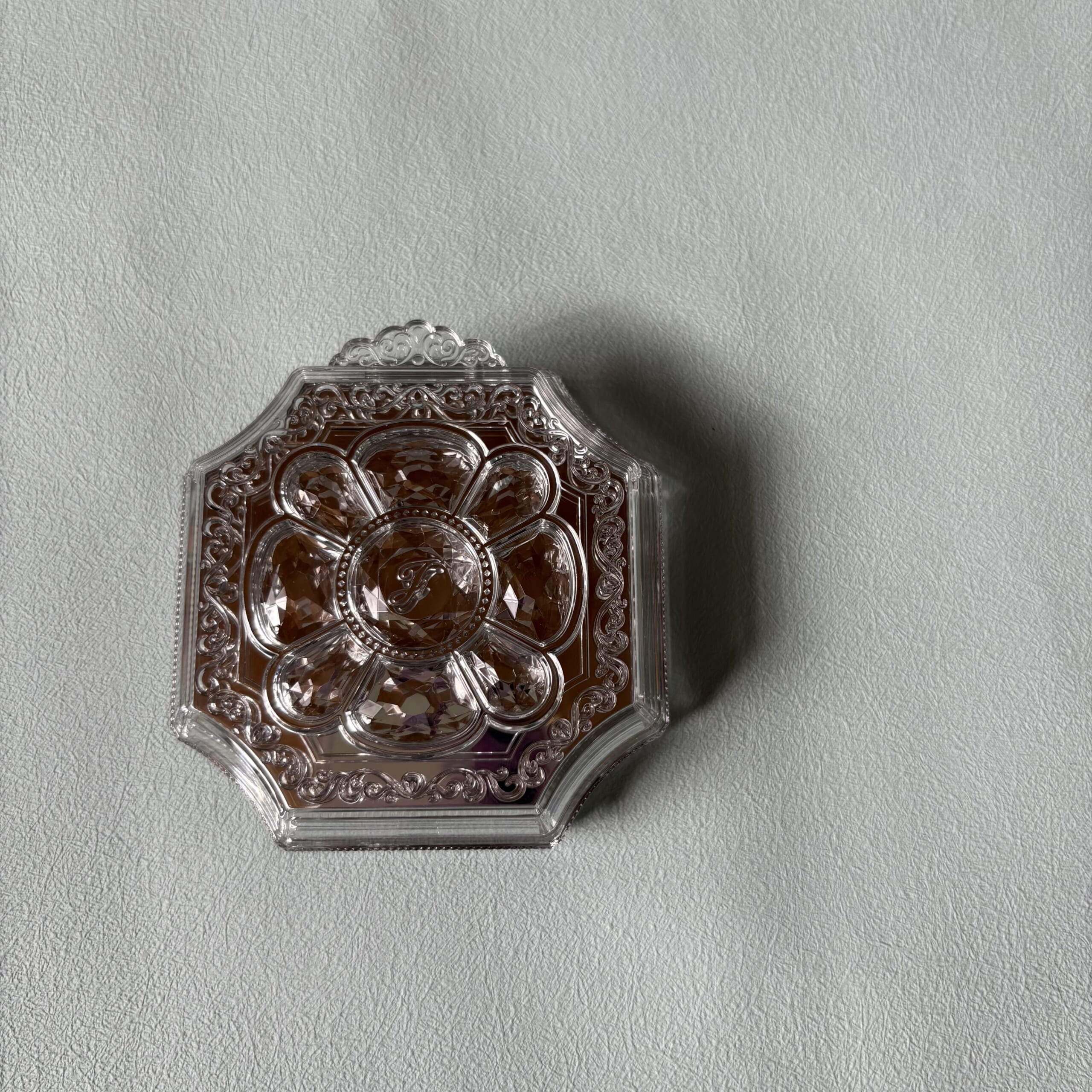 ジルスチュアートドレスドブルーム アイズ 02