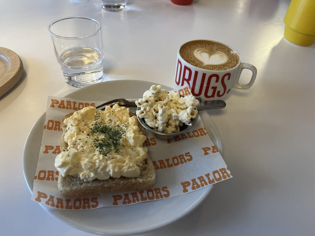 東京・馬喰横山　PARLORS　たまごトーストのモーニングセット