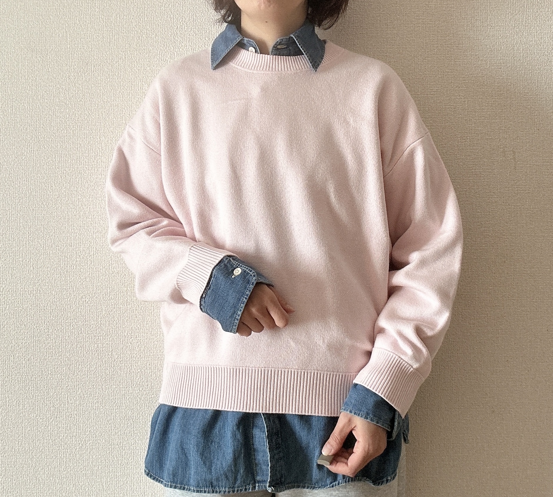 GU スウェットライクニットオーバーサイズプルオーバー 冬の着画