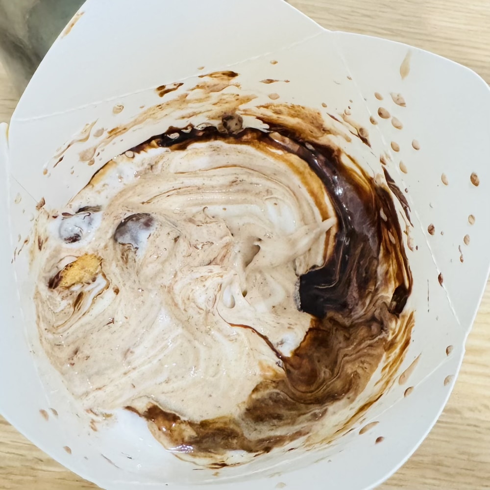 きのこの山とたけのこの里 マックフルーリー 期間限定