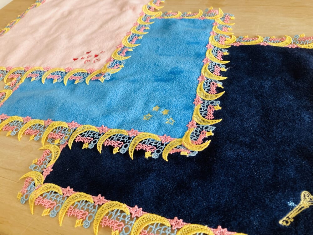 近沢レース
ときめきトゥナイト
タオルハンカチ