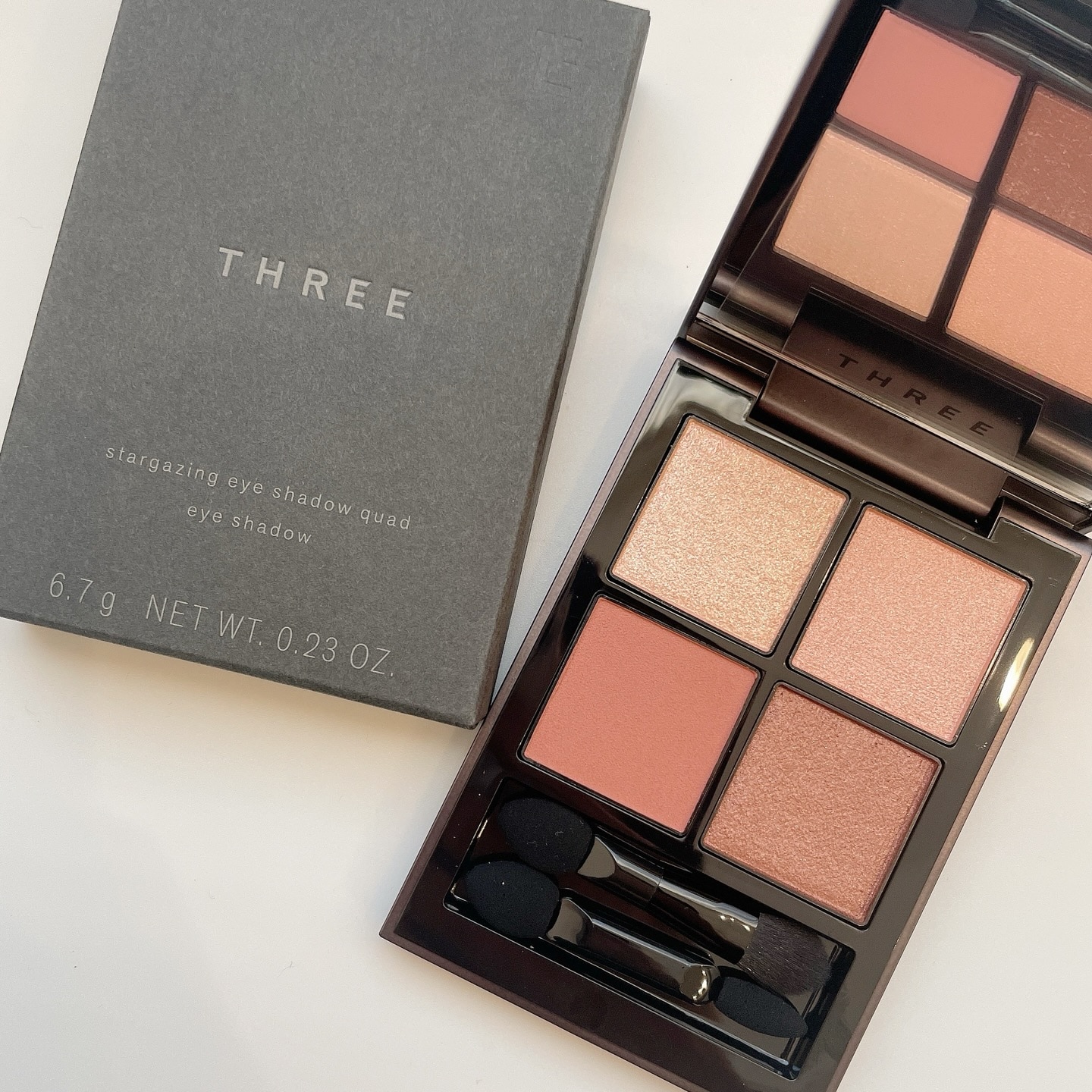 THREE(スリー)スターゲージングアイシャドウクアッド 09 FLOWER SPACE