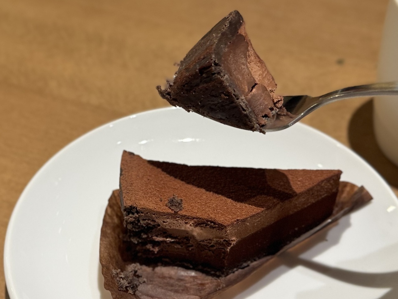 ルビーチョコレートケーキの断面