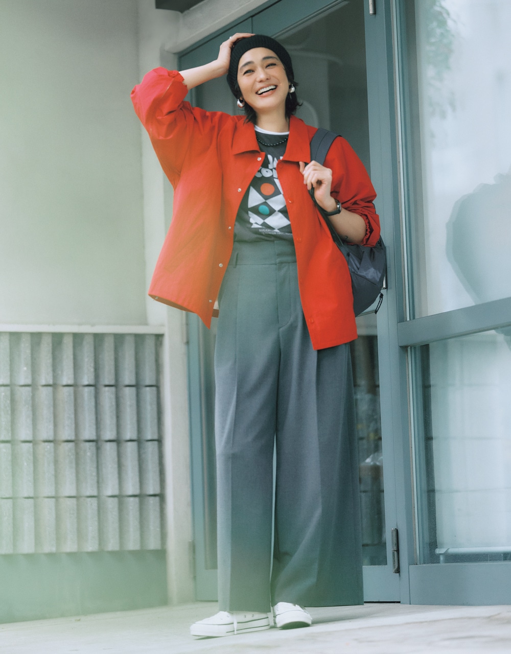 パンツのカジュアルコーデ 竹下玲奈さん